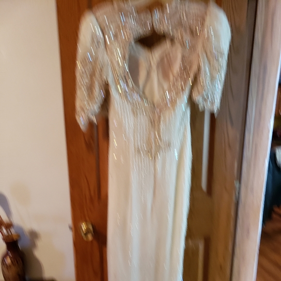 Prom gown - Picture 3 of 3